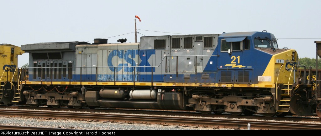 CSX 21 heads southbound on a train 